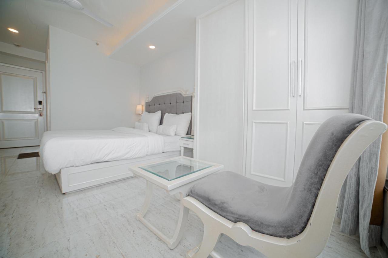 Готель Pearl Courtyard Варанасі Екстер'єр фото