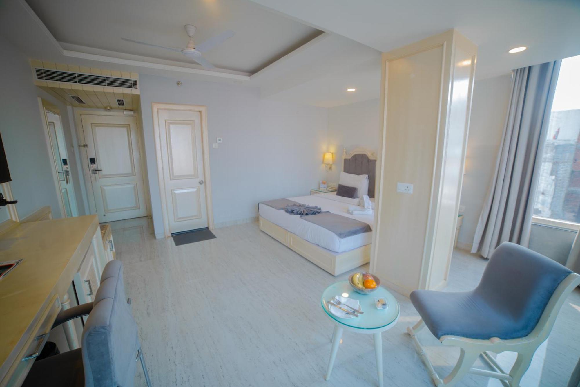 Готель Pearl Courtyard Варанасі Екстер'єр фото